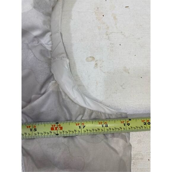 The North Face White Camo 550 Down Vest Size S - Picture 10 of 10